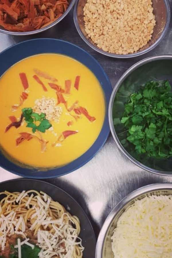 Catering & mobile Kneipe – von Burger bis fein, vegetarisch/vegan